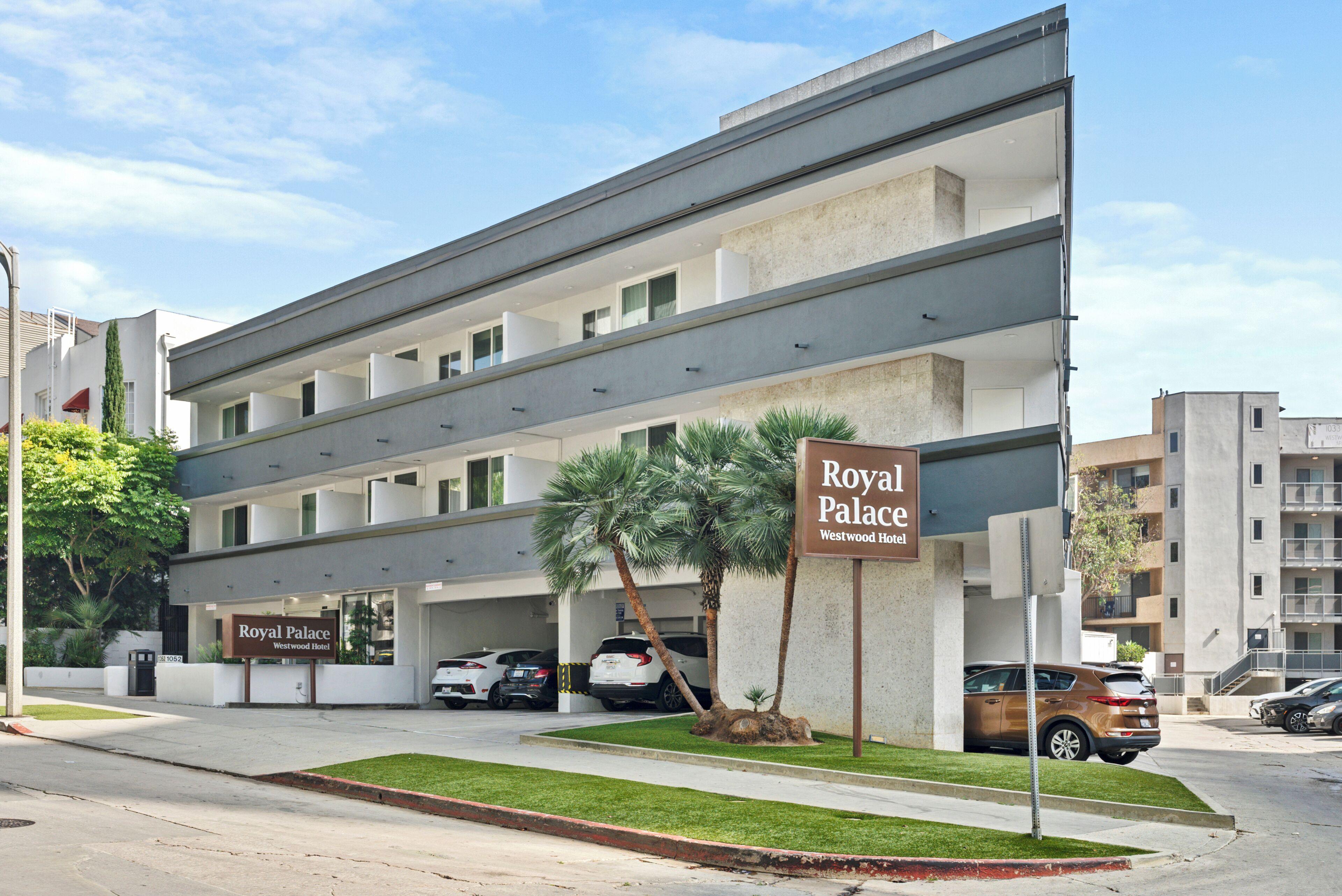 Royal Palace Westwood Hotel — Bilder 1